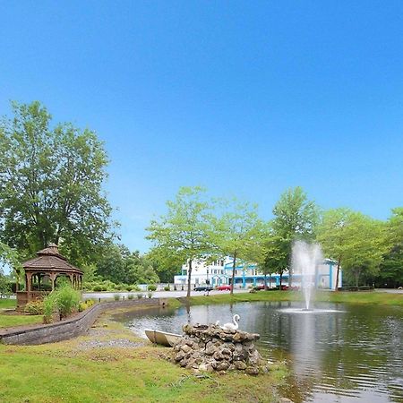 Econo Lodge Inn & Suites Old Saybrook - Westbrook Bagian luar foto