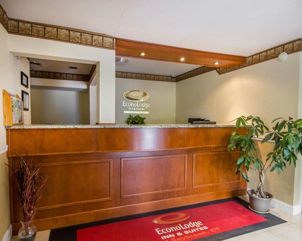 Econo Lodge Inn & Suites Old Saybrook - Westbrook Bagian luar foto