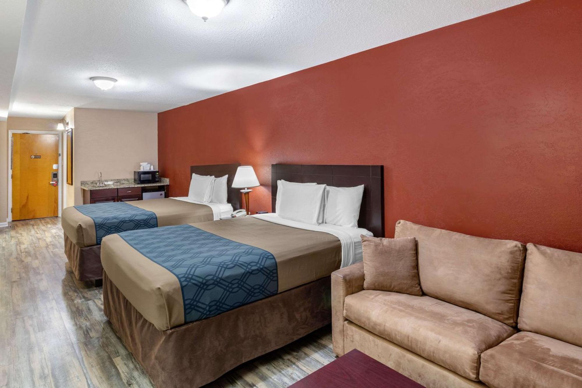Econo Lodge Inn & Suites Old Saybrook - Westbrook Bagian luar foto
