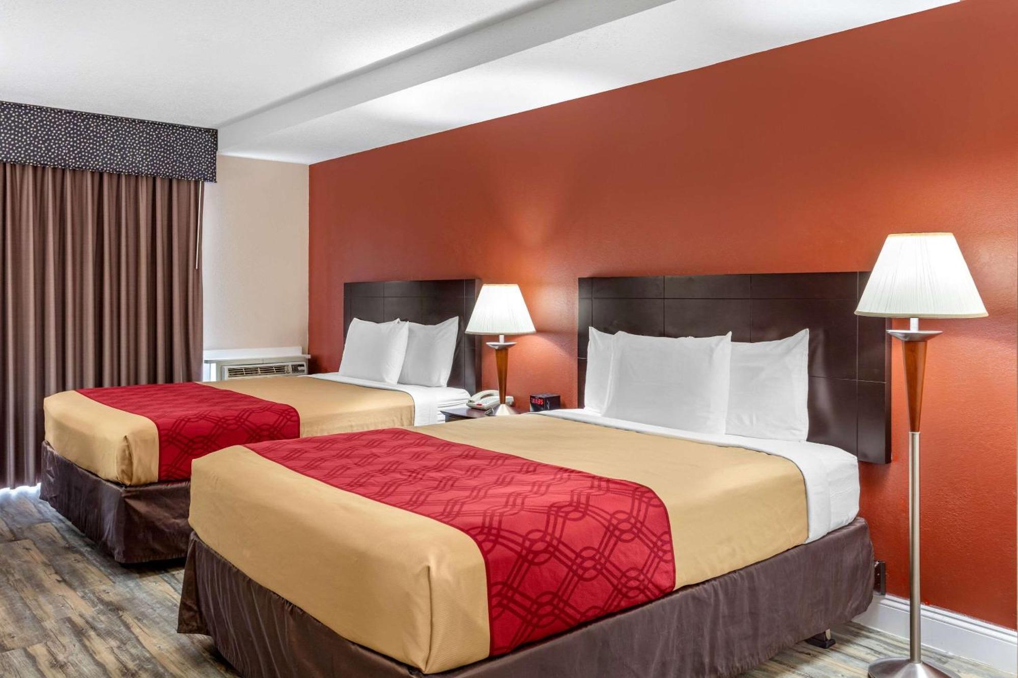 Econo Lodge Inn & Suites Old Saybrook - Westbrook Bagian luar foto